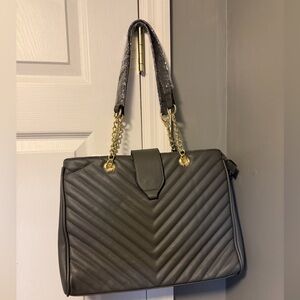 Elegant Gray Quilted Handbag